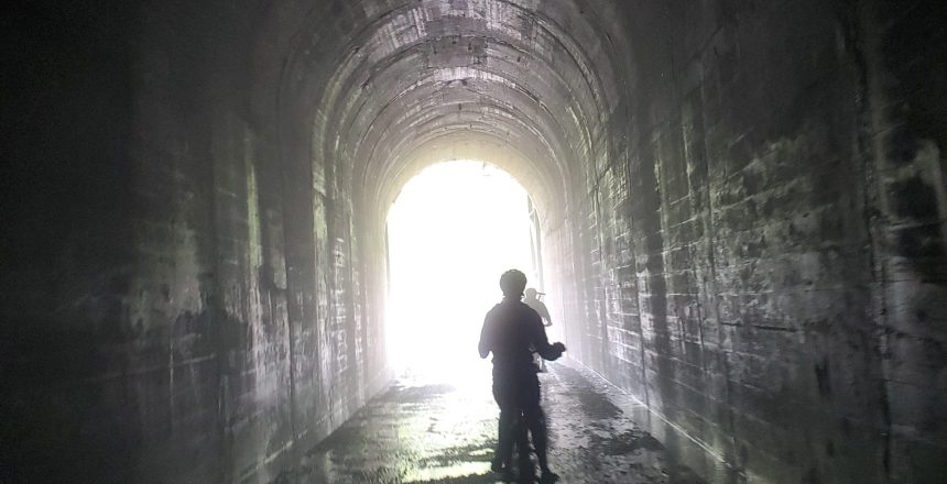 A Dark Tunnel Pic